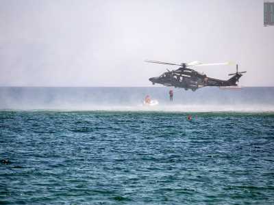 Aeronautica, esercitazione di salvataggio in mare